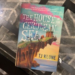 📚- The House in the Cerulean Sea